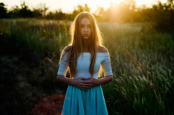 Света девушка