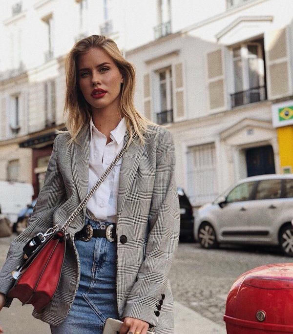 Алина девушка