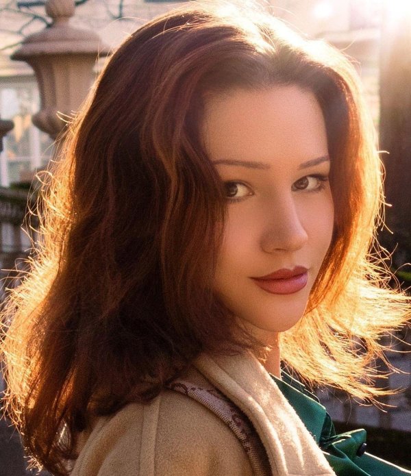 Алина девушка