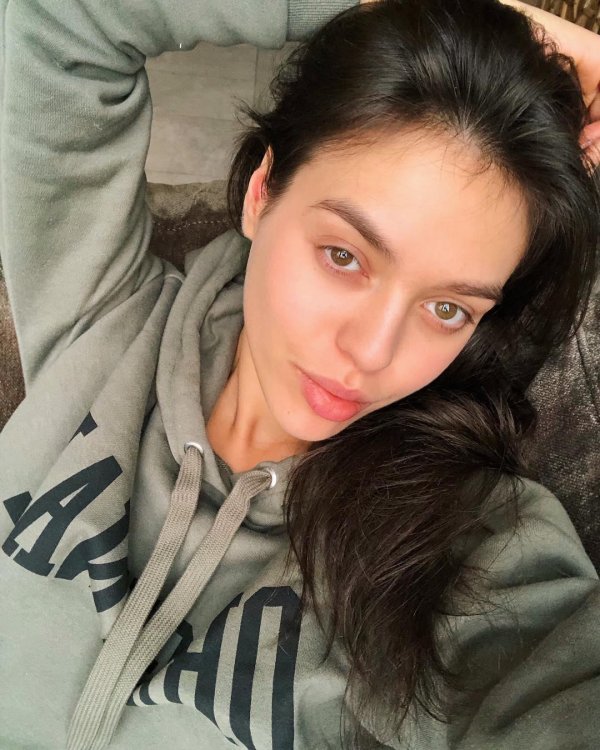 Алина девушка