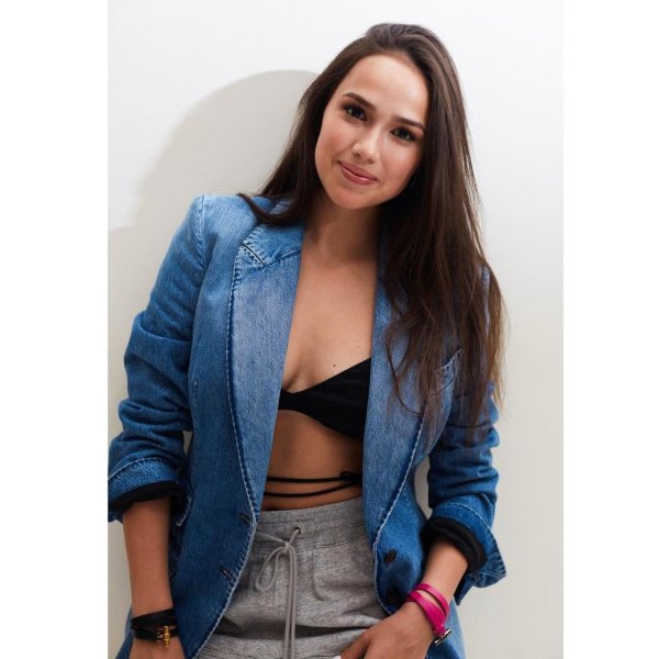 Алина девушка