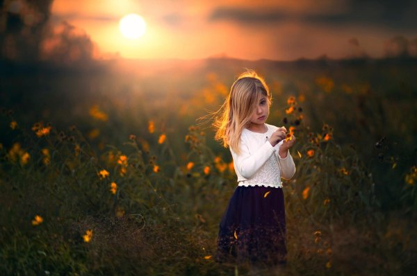 Девушка солнышко
