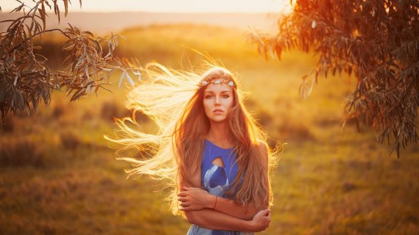 Девушка солнышко