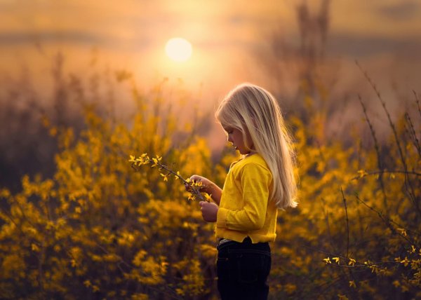 Девушка солнышко