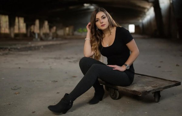 Девушка и животные