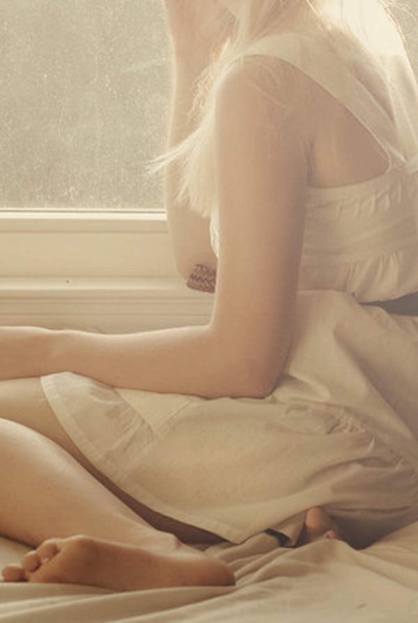 Девушка нежность