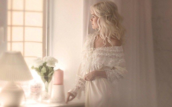 Девушка нежность