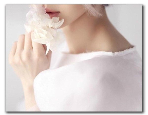 Девушка нежность