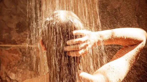 Девушка душа