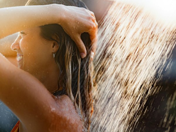 Девушка душа