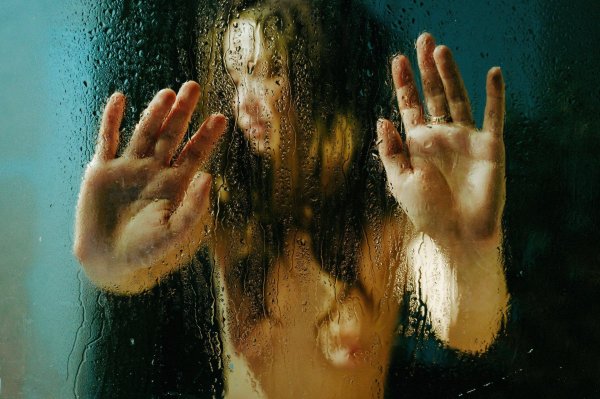 Девушка душа