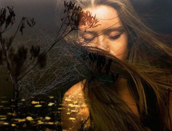 Девушка душа