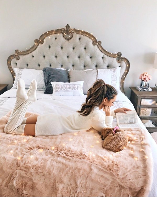 Постель девушка