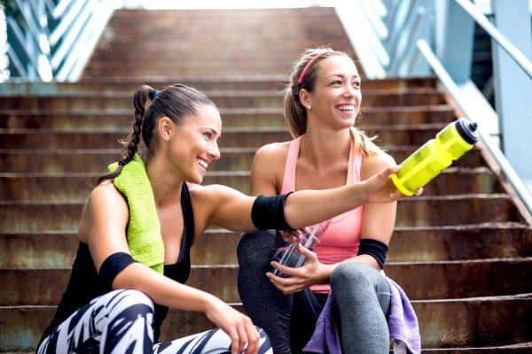 Девушка занимаются