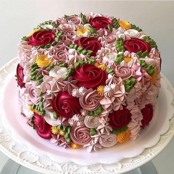 кремовое украшение торта