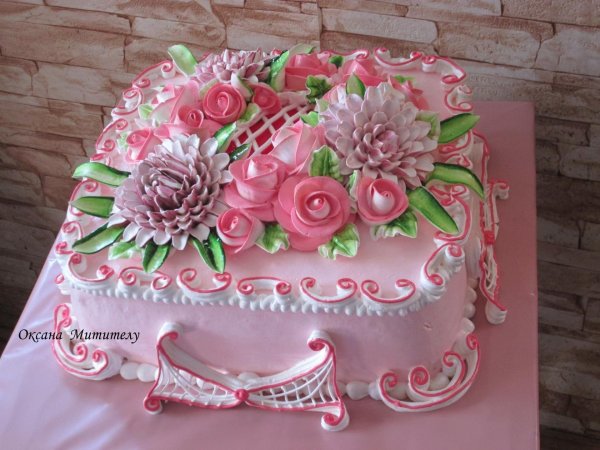 кремовое украшение торта