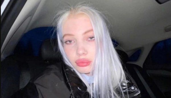 Девушка юля