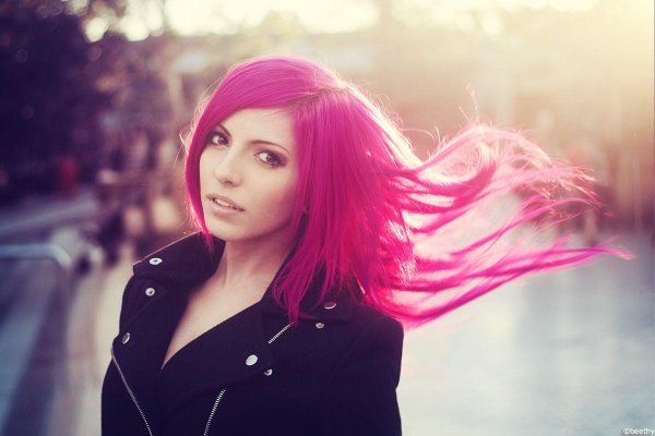 Девушка розовый