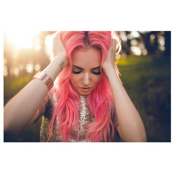 Девушка розовый