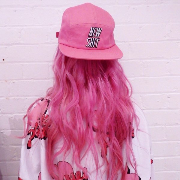 Девушка розовый