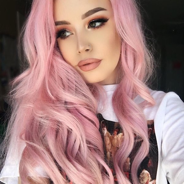 Девушка розовый