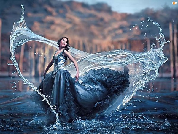 Девушка вода