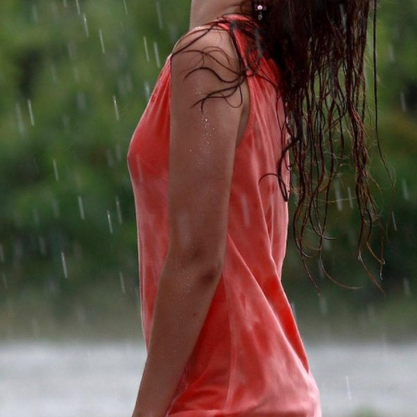 Девушка дождь