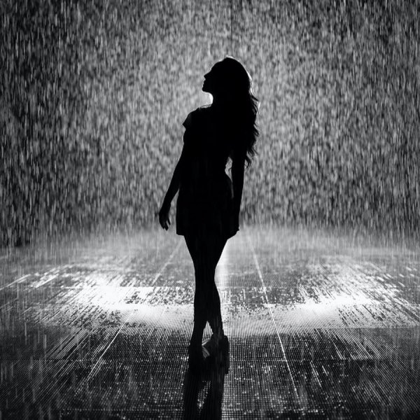 Девушка дождь