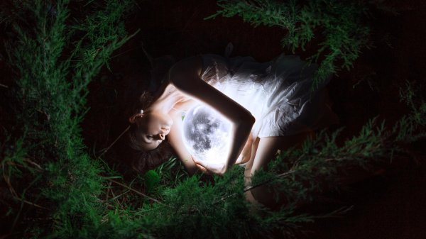 Ночная девушка