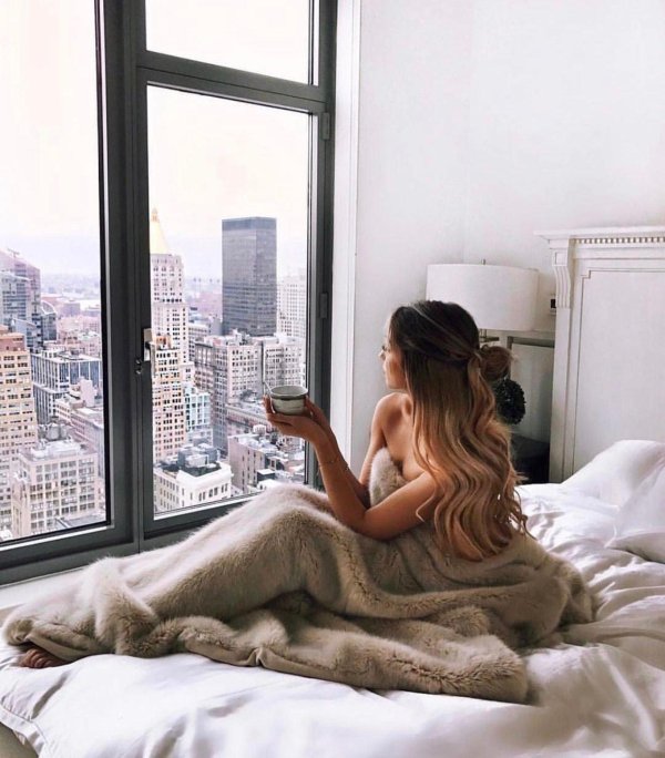 Девушка проснулась