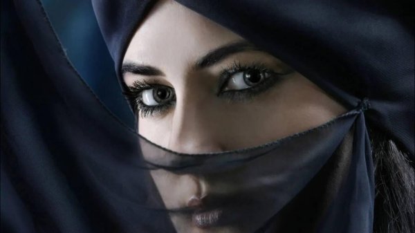 Девушка арабски