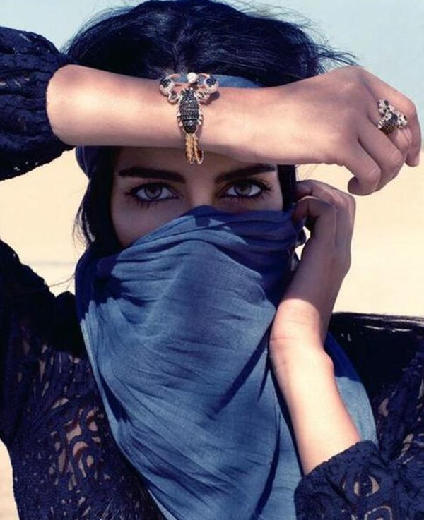 Девушка арабски