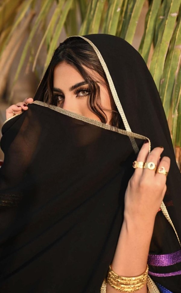 Девушка арабски