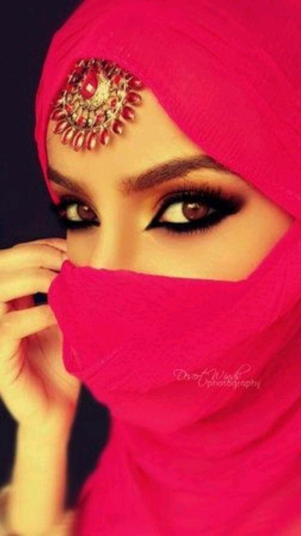 Девушка арабски