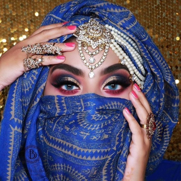 Девушка арабски