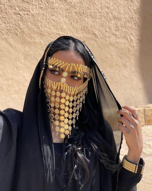 Девушка арабски