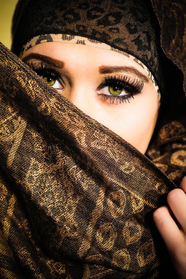 Девушка арабски