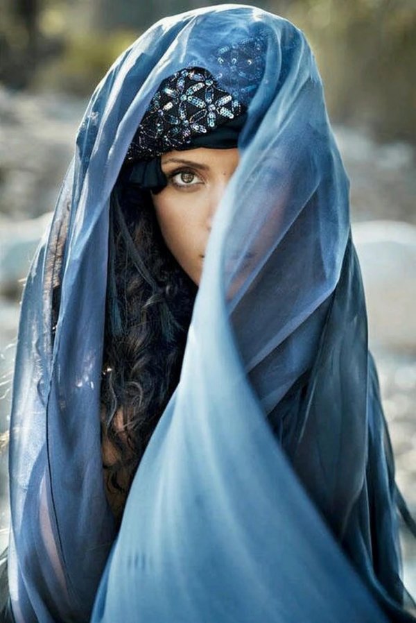 Девушка арабски