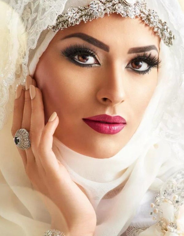 Девушка арабски