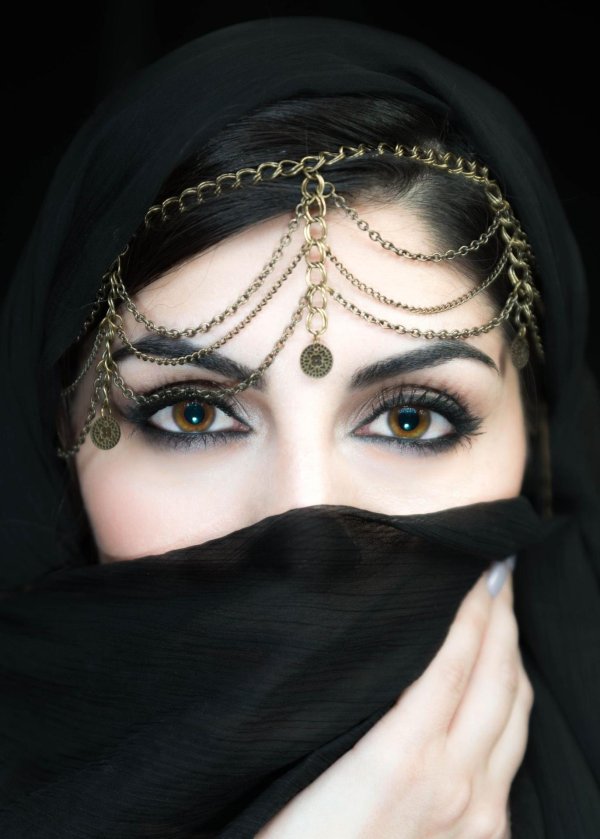 Девушка арабски