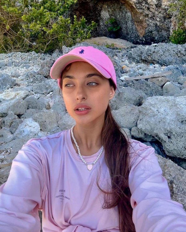 Вероника девушка