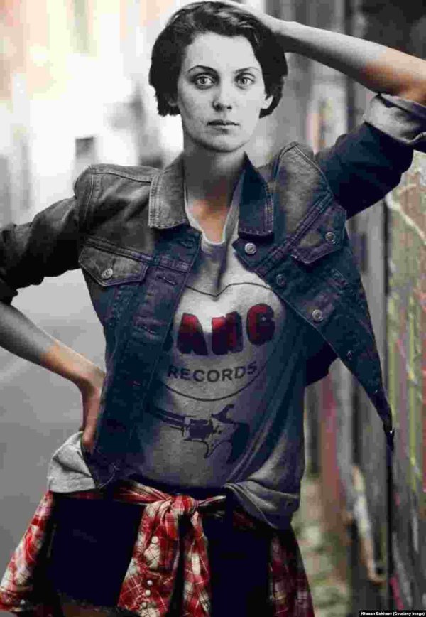 Девушка мода