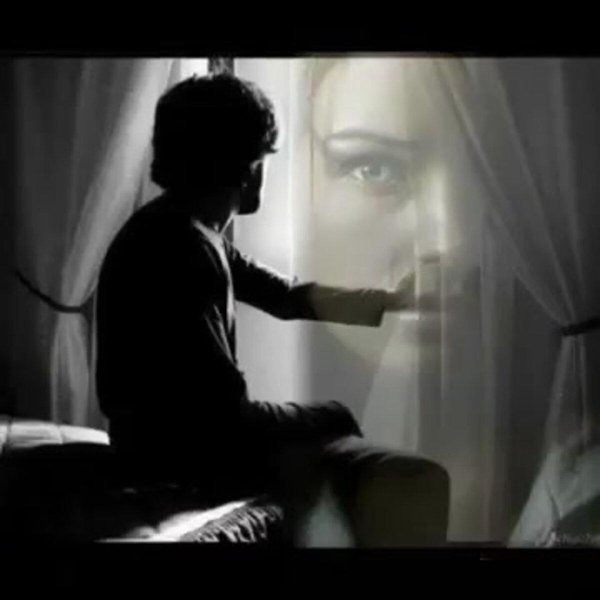 Девушка ждет