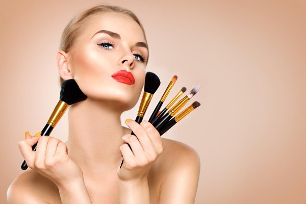 Косметика девушка