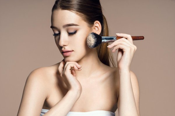 Косметика девушка