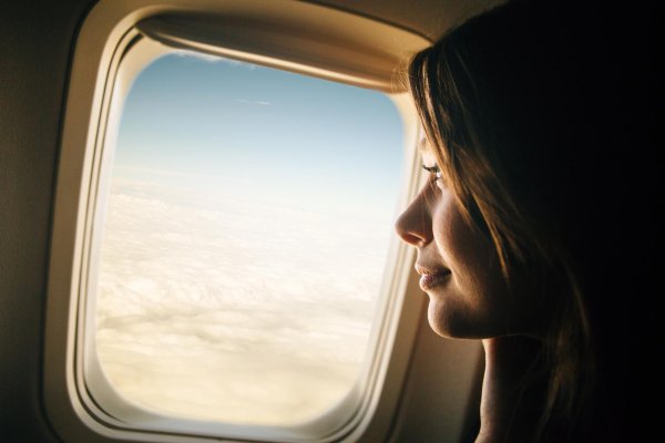 Самолет девушка