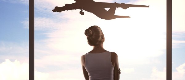 Самолет девушка