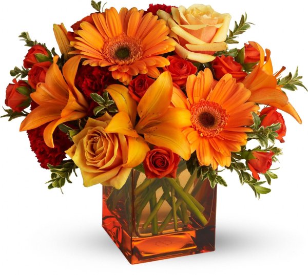 цветочная композиция оранжевая