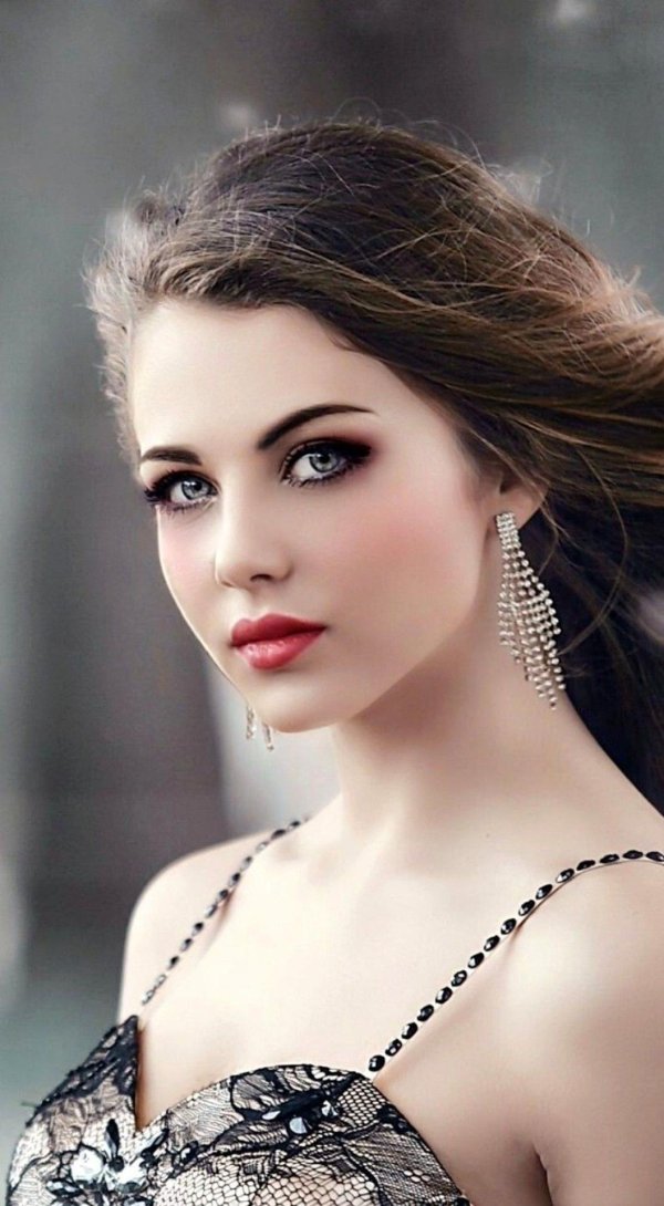 Девушка надо