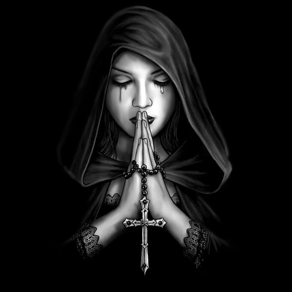 Девушка молится